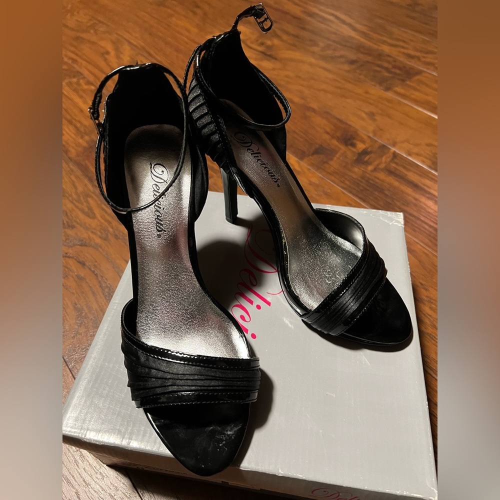 Black patent/satin with 4 inches heels